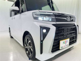 フォグランプ装着車です。暗い夜道の車両前方を明るく照らします