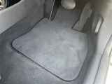 ◆LIBERALAは、輸入車選びの新たなスタイルを提案するインポート・セレクト・ブランドです。オーナー様となる方がクルマから直接感じる感性を第一にした、最良の一台との出会いをコーディネートいたします。