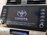 【メーカー純正ナビ】インテリアに溶け込むスタイリッシュな「専用設計」メーカーナビを装備♪視認性や操作性など基本性能にも優れ、より上質なカーライフをお楽しみいただけます。
