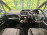 ヴォクシー 2.0 ZS 