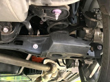 お車を安心してお乗りいただく為には、足回りの定期点検が欠かせません。サービスサポート(有償保証)では無料点検もご提供しており、安心のカーライフをお過ごしいただけるサポート体制が整っています。