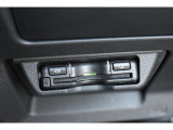 ETCは運転席インパネ右下に専用カバーによって埋め込まれています。