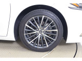 235/45R18