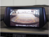【バックカメラ】駐車が苦手な方でも安心してお乗りいただけます。リバース連動で画面が切り替わるのでとっても便利です。