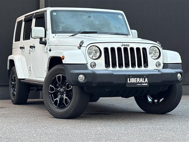 ラングラー アンリミテッド サハラ アルティチュード 4WD 本革シート 修復歴無し