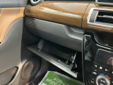 より多くの一般の方へ車を届けれればと思っておりますので同業者様への販売は極力控えさせて頂いております。ご了承下さい。