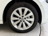 タイヤサイズは195/55R16です。
