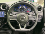 ステアリングも使用感が少なく、きれいな状態となっております♪