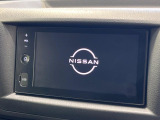 【ディスプレイオーディオ】お持ちのスマホやMP3プレイヤーとの無線接続で音楽再生が可能!コードで繋ぐわずらわしさも無く、手軽にお気に入りの音楽を楽しめます。