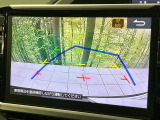 【バックカメラ】駐車時に後方がリアルタイム映像で確認できます。大型商業施設や立体駐車場での駐車時や、夜間のバック時に大活躍!運転スキルに関わらず、今や必須となった装備のひとつです!