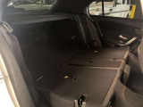 メルセデス・ベンツの定める厳しい基準をクリアしたお車のみをご案内させて頂きます。納車前整備はメーカー規定に基づき当店3Fの指定工場で入念に行なわれます。熟練のメカニックがお客様のお車を整備致します。