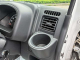 運転席側ドリンクホルダー