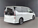 新車店舗とも併設しております。見積もりの比較検討が簡単です。