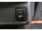 ■シートヒーター■ボタンひとつでシートがホカホカ。寒い冬でも快適にドライブ!
