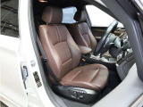 ■ブラウン革シート ■前席シートヒーター ■運転席メモリー付前席電動シート ■前席電動ランバーサポート