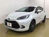 アクア  1.5 Z E-Four 4WD