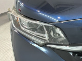 LEDヘッドライトは、点灯の瞬間から最大光量を発揮し、突然暗くなるトンネルなどでの安定感を高めます。