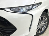 【LEDヘッドライト】悪天候や夜間走行時も良好な視界を確保し安心して運転できる高輝度LEDヘッドライトを装備!点灯速度が早く、消費電力も抑えられています。【LEDヘッドライト】悪天候や夜間走行時も良好