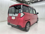 広々とした車内空間に優れた燃費性能。更にデザインも上質で人気のお車です!