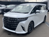 【GLIONグループ GSQUARE】の車輌をご覧頂き、誠にありがとうございます。お客様にピッタリなお車を弊社スタッフがご案内させて頂きます。