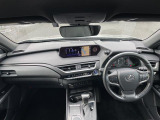 UX 250h バージョンL 4WD 本革シート