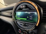 ◆LIBERALAは、輸入車選びの新たなスタイルを提案するインポート・セレクト・ブランドです。オーナー様となる方がクルマから直接感じる感性を第一にした、最良の一台との出会いをコーディネートいたします。