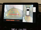 バックカメラが付いているので後方確認が非常にしやすいです。今や運転初心者も熟練者も必須装備!ついていて損はないですね♪