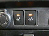運転席/助手席シートヒーター付きです。寒い日も快適なドライブが楽しめます♪