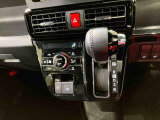 納車前にはプロのメカニックが、各部の点検を行います。ディーラーにしか出来ない品質、そしてサービスできっと満足していただけると思います!