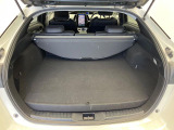 積み下ろしのしやすいデッキにはたっぷりと荷物を積み込んでいただけます。遊びから仕事まで、様々なシーンで頼れます♪