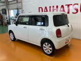 左後ろから