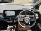 運転席まわりです。細かいオプションなど、気になるところがあればお気軽にメールやお電話等でお問合せください。