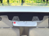 【スズキ セーフティサポート】走行中に前方の車両等を認識し、衝突しそうな時は警報とブレーキで衝突回避と被害軽減をアシスト。より安全にドライブをお楽しみいただけます。