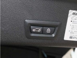 ■ハンズフリー電動リアゲート