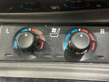 【シートヒーター&ベンチレーション】夏場は涼しい風でお尻や背中の熱やムレを防ぎ、冬はエアコンよりも早く温まってポカポカに!季節を問わず快適に過ごせます。