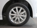R8年式夏タイヤ155/65R14ダンロップ製です。