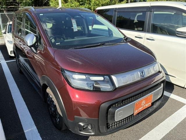 フリード 1.5 e:HEV クロスター 禁煙車 純正11型ナビ フルセグ