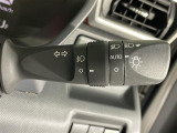 【オートライト(AUTO)】外の明るさをシステムが感知して、自動でヘッドライトが点灯します!ヘッドライトをつけ忘れを防ぐ便利機能です。