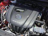 高効率直噴ガソリンエンジン「SKYACTIV-G 1.5搭載