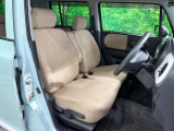 運転席シート廻りは使用感も少なく、良好な状態となっています。丁寧に使われていたことがよくわかりますね。