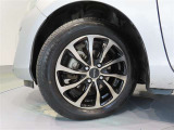 175/65R15。