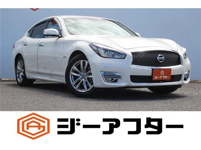 フーガハイブリッド 3.5 禁煙車 後期型 純正8インチナビ