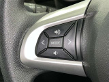 ステアリングスイッチ装備!運転しながら手元でオーディオの操作などができます。