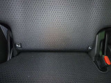 【ISOFIX(アイソフィックス)】お子様がいらっしゃるご家庭は必見!後席にチャイルドシートを直接金具に固定出来るISOFIX規格対応の座席です♪シートベルトのみを使用しての固定よりも安定します!