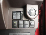 【電動スライドドア】運転席からでもオートでスライドドアの開閉が可能!同乗者にも優しく、とっても便利な機能です☆