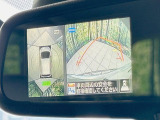 【アラウンドビューモニター】専用のカメラにより、上から見下ろしたような視点で360度クルマの周囲を確認することができます☆死角部分も確認しやすく、狭い場所での切り返しや駐車もスムーズに行えます。