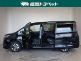 両側パワースライドドア付きだから、狭い駐車スペースなどでの 乗り降りラクラク!小さなお子さまのいるご家庭には嬉しい装備。
