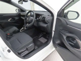 【禁煙車の定義】当店の定義・・・☆タバコ臭くない事☆コゲがない事☆灰皿等の喫煙器具が未使用の事 以上3項目をクリアした場合【禁煙車】と表示します。(現状を表しています。過去の事は、断定できません。)