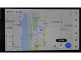 ディスプレイオーディオを装備。スマホとクルマをつなぐことで、これまでのナビに加えて、いろんなサービスが楽しめます。