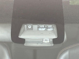 【トヨタセーフティセンス】走行中に前方の車両等を認識し、衝突しそうな時は警報とブレーキで衝突回避と被害軽減をアシスト。より安全にドライブをお楽しみいただけます。